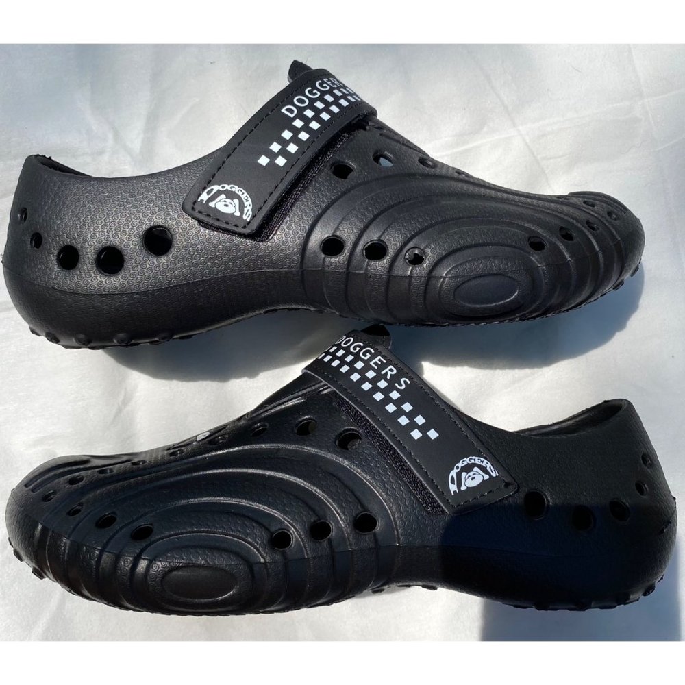 Doggers brand Black Shoes Size 5/6 Women's